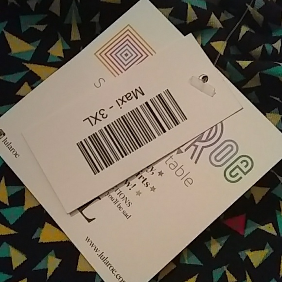 Maxi - Picture 2 of 2